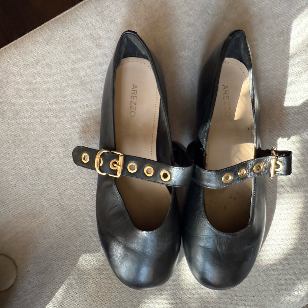 Black Leather Mary Jane Flats